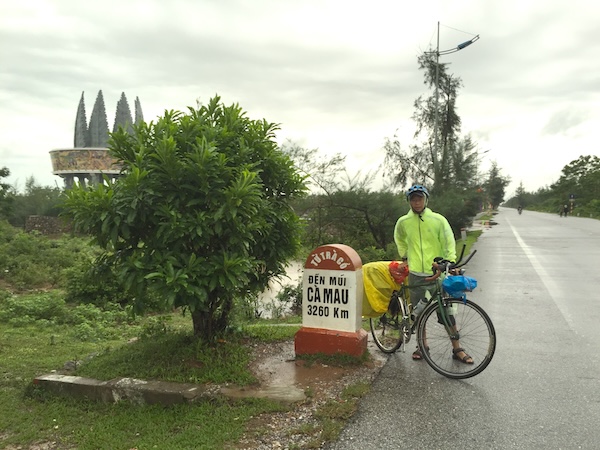 Minh Ha cycling from Mong Cai to Ca Mau